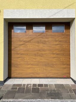 Sekčná brána OLYMPS DOOR