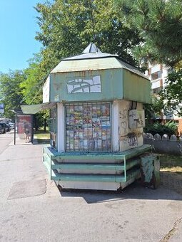 Darujem predajný multifunkčný  stánok