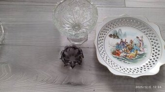 Predám tieto ozdobný čínsky tanier , misky a popolník a novú