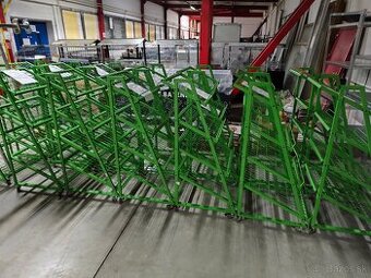 Výstavné regály "Áčka"