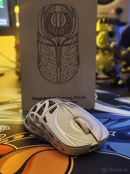 Predám/vymením - WLMouse Strider [White/Omron]