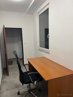 Kancelária na prenájom - 1