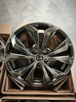 Toyota Rav4/Lexus NX/ R17/R18/ORIG.ALU/TPMS