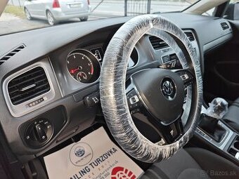 Čistenie interiéru, tepovanie auta, hĺbkové čistenie