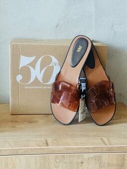 Zara priesvitne šlapky- Italy