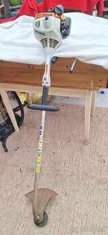 krovinorez / vyžínač STIHL FS 38