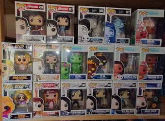 17x Funko Pop figúrky
