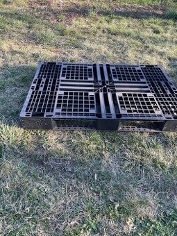 Plastové palety 120x80cm