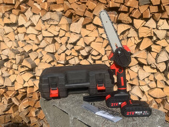 Predam AKU pilku / baterka 21V-2ks / 15cm lišta+reťaz -2ks