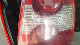 Passat b5.5 1.9 tdi 96kw ,2004.zadne svetlá