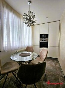 Rezervovaný-Rekonštruovaný klimatizovaný 3-izbový byt Andrej