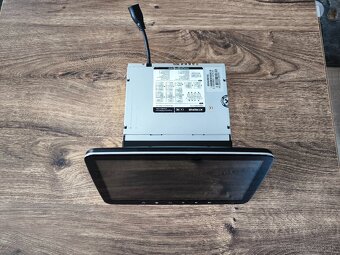 1 DIN Android autorádio Xtrons DQ102L