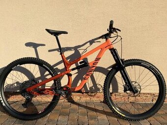 Predám bicykel Canyon Spectral 6 2022 AL Orange