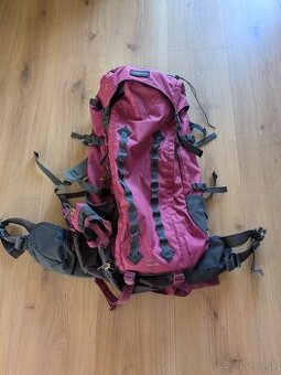 Turistický batoh Forclaz MT900 Symbium 60+10
