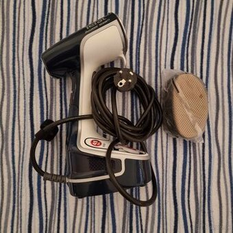 Naparovač odevov Tefal Access Steam DR8085E1