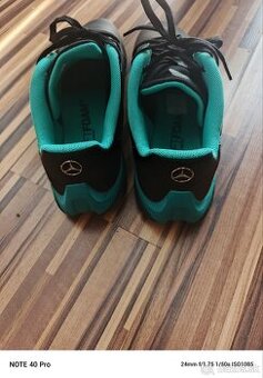 Puma tenisky
