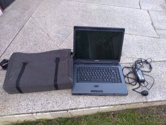 TOSHIBA L 300
