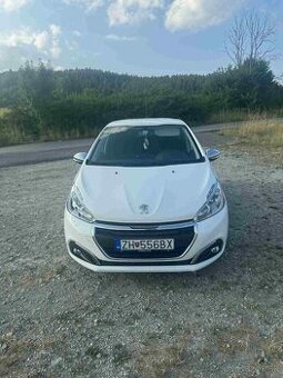 Peugeot 208 1.2 2016 60kw 72xxx km TOP stav