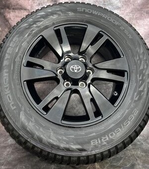 Zimní sada Toyota Land Cruiser F150 265/60R18 Black - 1