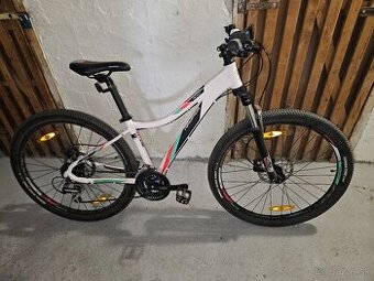 Damsky horsky bicykel Genesis Helena vel.27.5