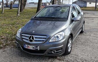 Mercedes-Benz B180 W245