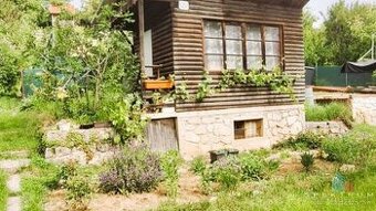 Exkluzívne na predaj záhradná chatka v Bánovciach n/B , pri