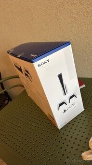 Úpne NOVÁ zabalená PlayStation 5 (Slim) - 1 TB + 2x bezdrôto