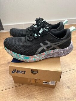 Pánske bežecké tenisky Asics Noosa tri 16M