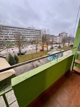 Centrum 3. Izbový byt VT s balkónom 79m2 Námestie Slobody