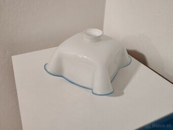 Tienidlo na retro luster 3