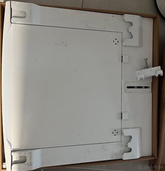 Medzikus práčka – sušička s výsuvom AEG A1WYHSK2 biely