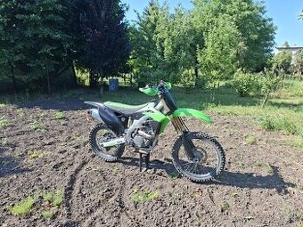 Kawasaki kxf 250.