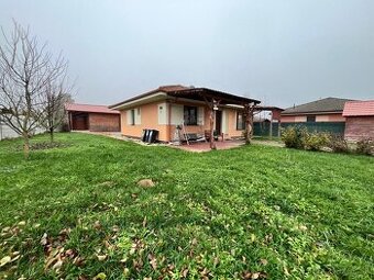 Predám 2 rodinne domy na jednom pozemku