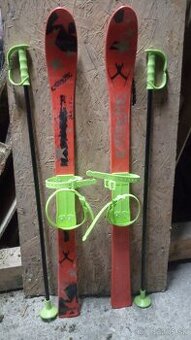 Predám detské lyže 86 CM s viazaním a palicami