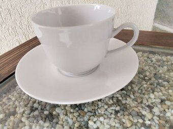 Šálky s tanierikmi 14