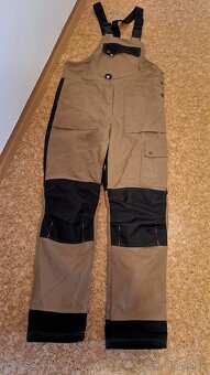 Pracovné montérky.