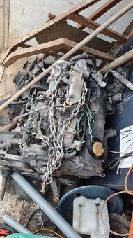 1.9 JTD 85KW MOTOR S KOMPLETT PREVODOVKOU