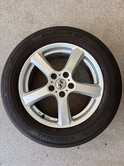 4ks obute disky z Hyundai Tuscon