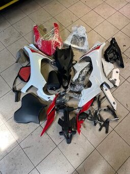 Yamaha R1 2015-