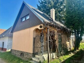 PREDAJ MUROVANÁ CHATKA S VINIČOM VO VINOHRADNÍCKEJ OBLASTI