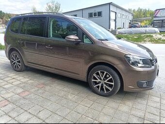 VOLKSWAGEN TOURAN AUTOMAT - NA PREDAJ / NA SPLATKY