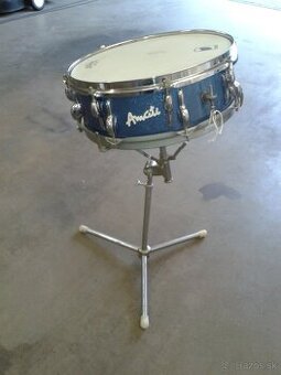 Predam Vintage Amati snare so stojanom. 1960    80eur