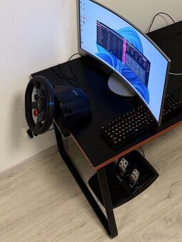 Logitech g29 (ako nový)