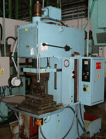 Lis hydraulický PYE 10 SS