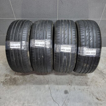 Letné pneumatiky 235/45 R19 NOKIAN