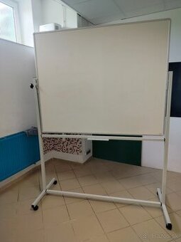 Obojstranná magnetická tabuľa