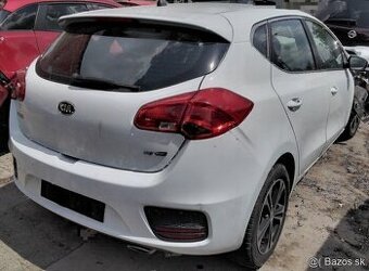 KIA CEED 2015 1.4 CRDI predám MOTOR D4FC, DVERE, 0445110587