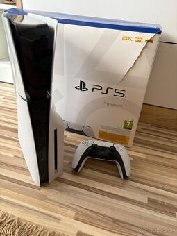 Predám PS5 Slim 1TB