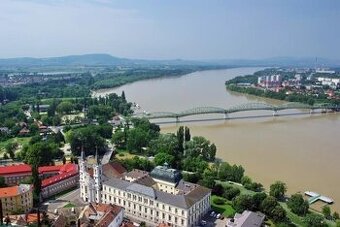 Na predaj investičný pozemok – Štúrovo