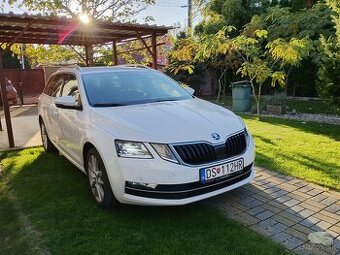 j Skoda Octavia Combi - 1